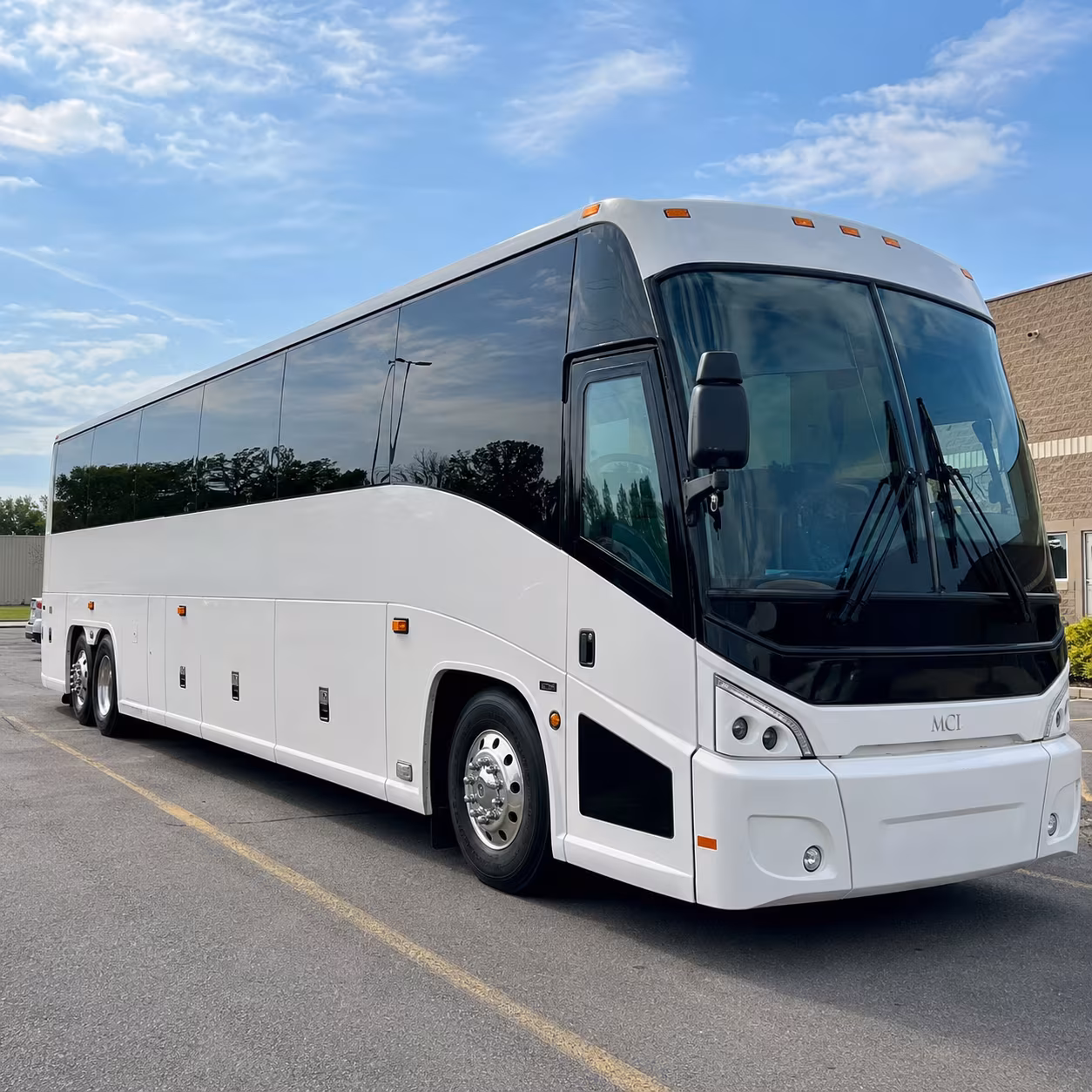 university of michigan and ann arbor corporate shuttles from canton